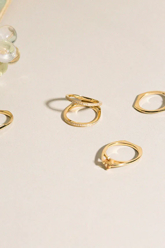 Acute Enclose Ring