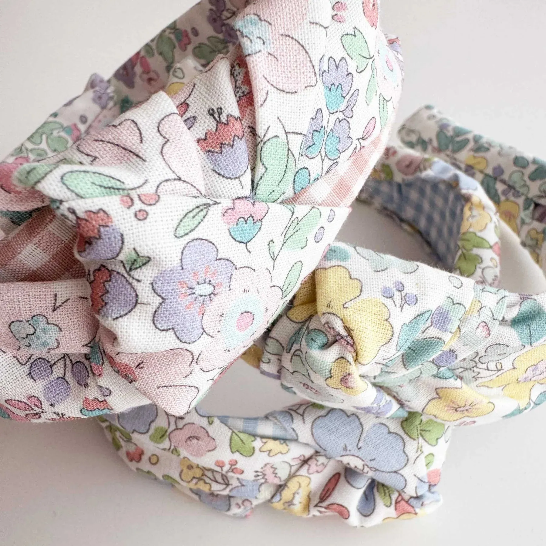Flower and Gingham Knotted Headband, Pink