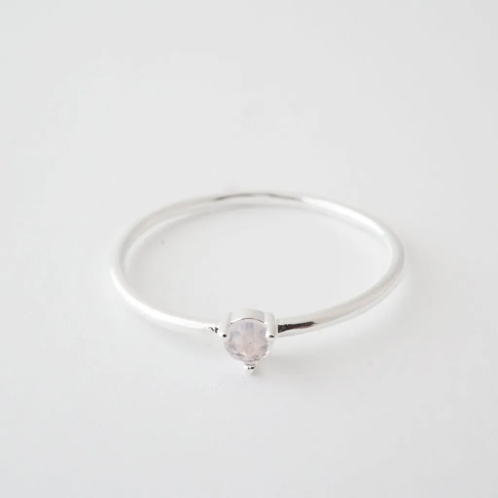 Rose Quartz Point Solitaire Ring